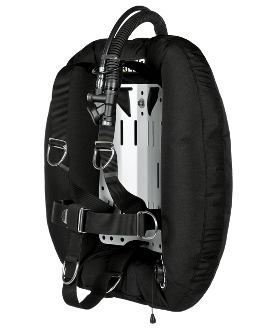 XDEEP HYDROS 40/50 DIR – front view of double tank BCD with stainless steel backplate and DIR harness