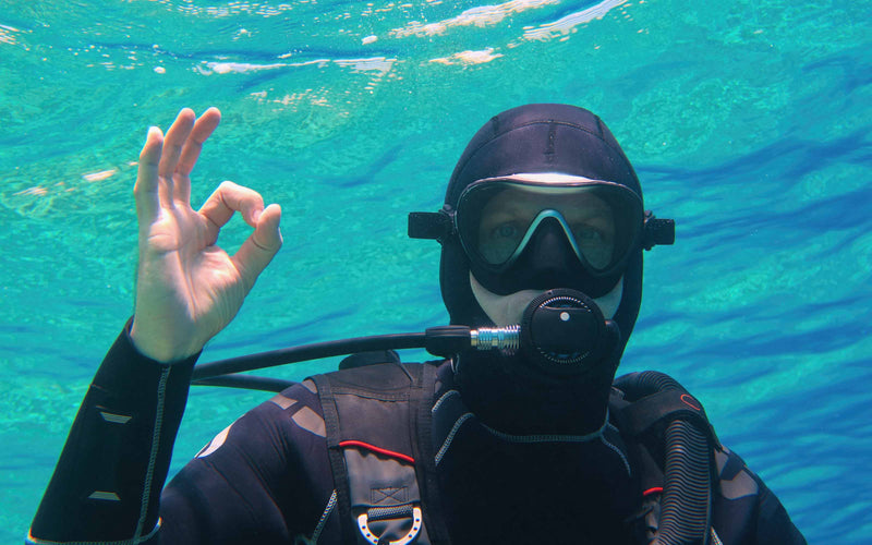 Common Scuba Hand Signals Every Diver Should Know