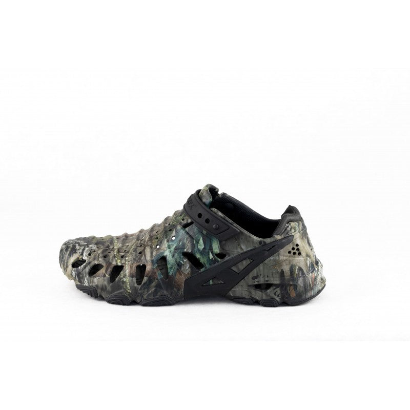 Crosskix 2.0 Break Up Country camouflage shoe left side profile view displaying perforated upper and athletic silhouette