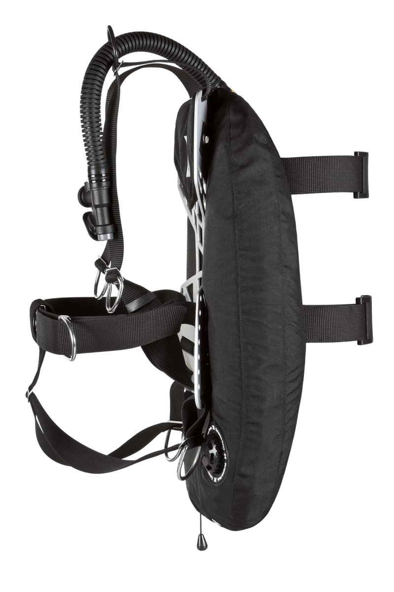 XDEEP NX ZEN Deluxe – detailed view of inflator hose connection and upper wing panel