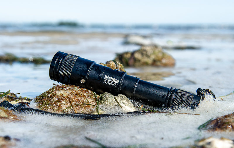 1800 Lumen Adjustable Beam Dive Light, Versatile Underwater Illumination, Scuba Exploration and Night Diving Gear