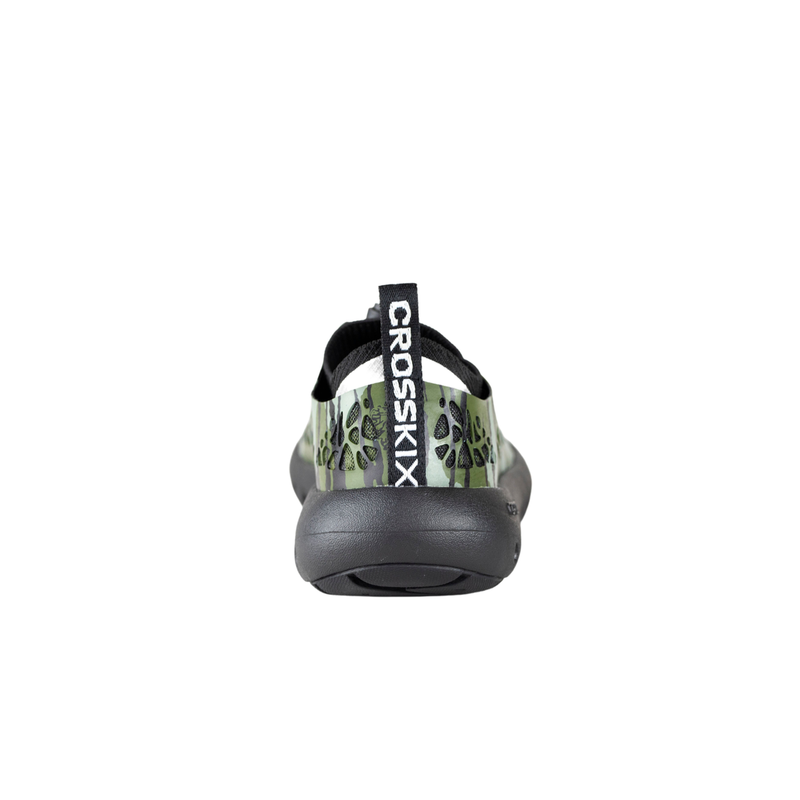 Crosskix Tetra Bottomland shoe back view showing the black heel tab with white Crosskix logo and camouflage pattern extending to the heel