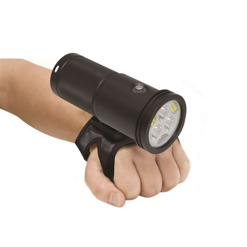 9000 Lumen Wide Beam 2900 Lumen Spot Beam Dive Light, High CRI Black