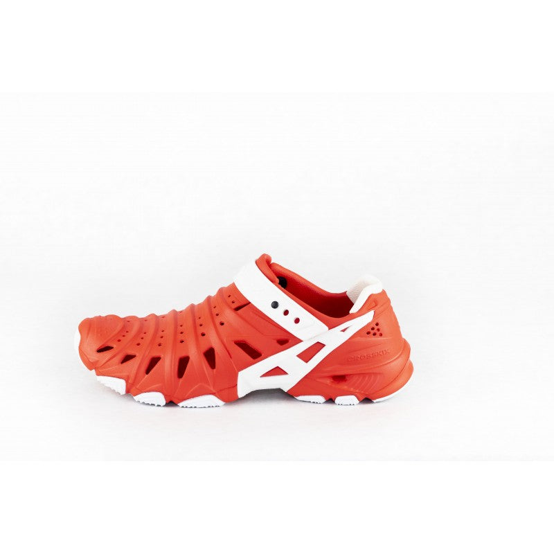 Crosskix 2.0 Mercury red water shoe with white stripe detailing, single shoe shown from side profile