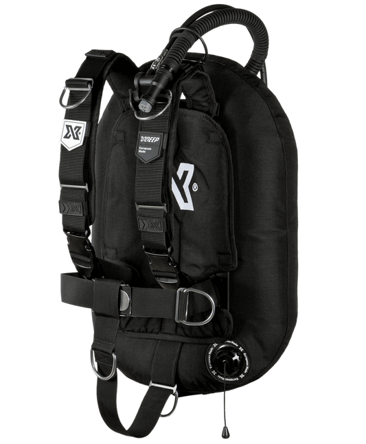 XDEEP ZEOS Deluxe – rear view of single tank BCD with stainless steel backplate and padded wing