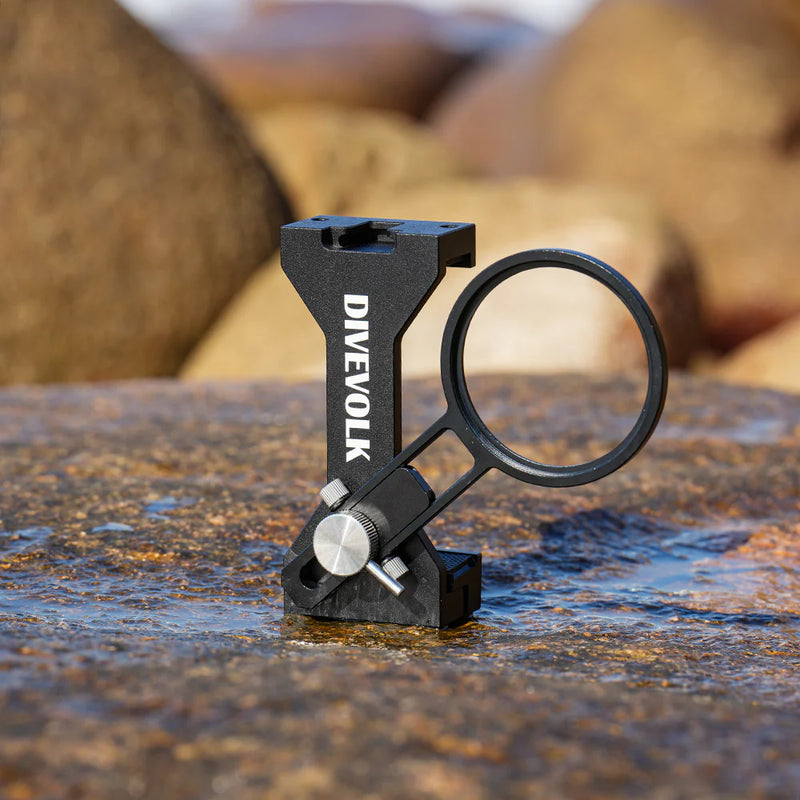 Divevolk Expansion Clamp with 67mm Lens Adapter Product Photo
