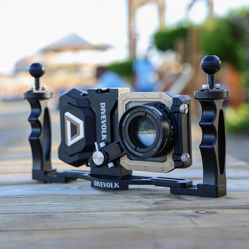 Divevolk +18 Underwater Macro Lens for High Magnification Photography Product Photo