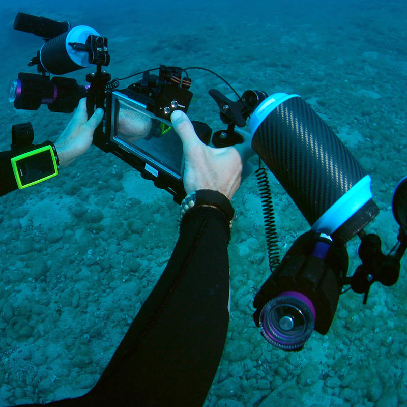 Divevolk Remote Control with Optical Fiber Cables for Underwater Lights Product Photo