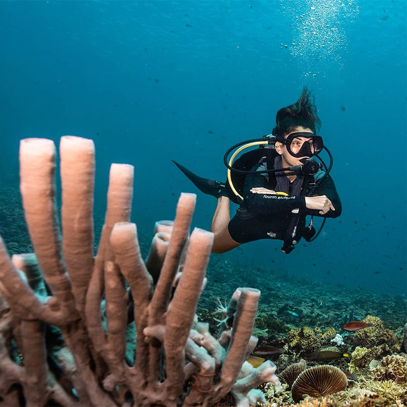 Women's Thermocline Front Zip Long Sleeve Dive Top Product Photo