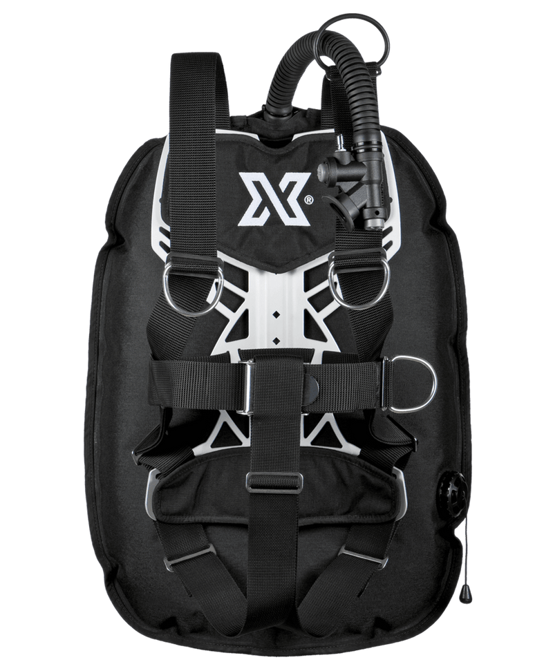 XDEEP GHOST BC – rear view of ultralight wing system with single-tank strap and aluminum backplate