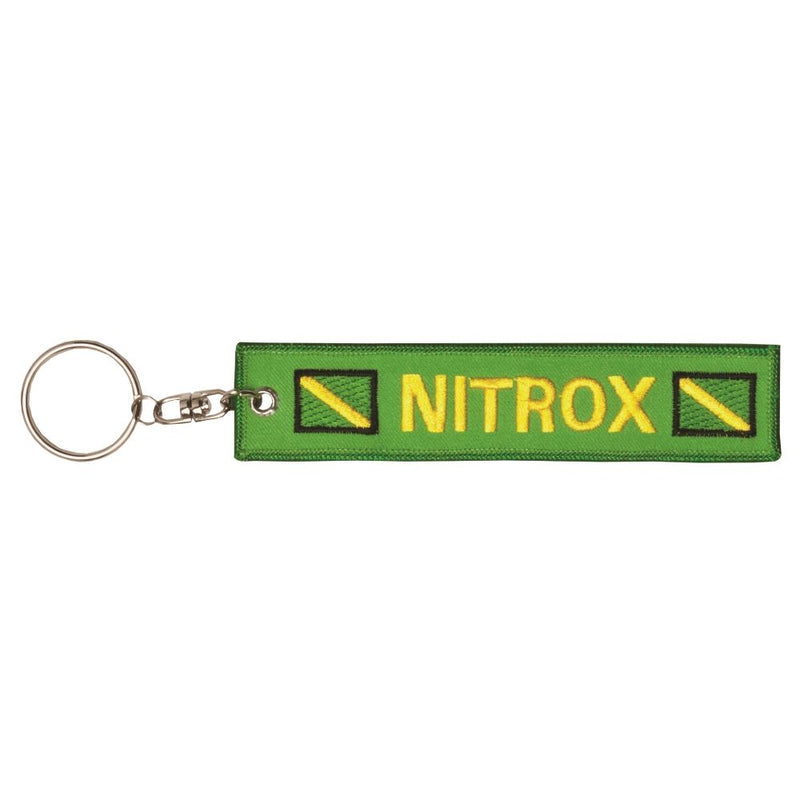 Green embroidered keychain labeled “Nitrox” in yellow with oxygen-enriched diving flag symbols, includes metal key ring.