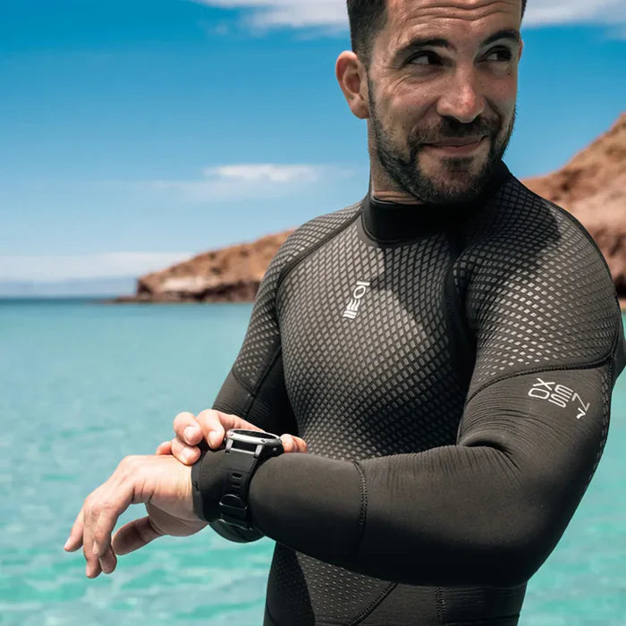 Men's Xenos Arc 7mm Wetsuit for Cold Water Diving Product Photo