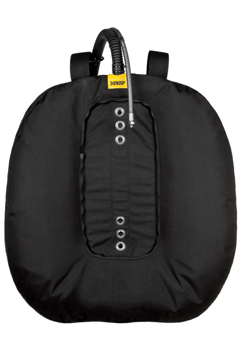 XDEEP NX PROJECT – detailed view of shoulder harness, D-rings, and stainless steel backplate