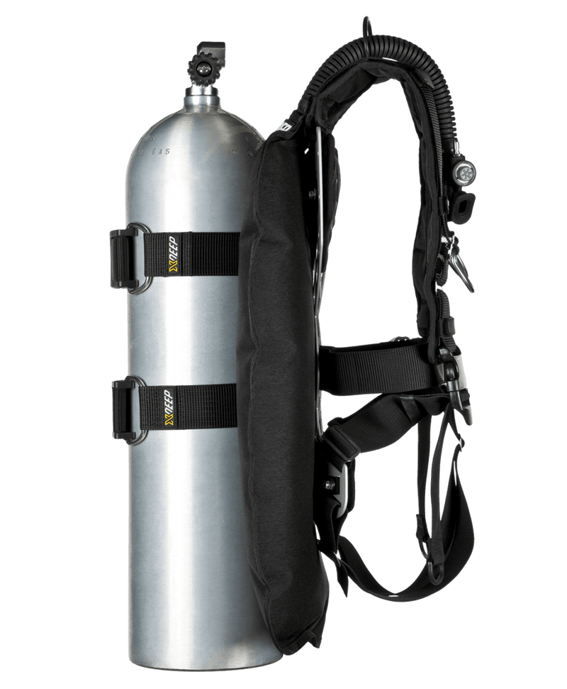 XDEEP NX GHOST Deluxe – side view highlighting ultralight QR harness, cam bands, and compact wing system