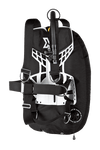 XDEEP NX ZEN Deluxe – close-up of shoulder strap and QR buckle on 3D mesh harness