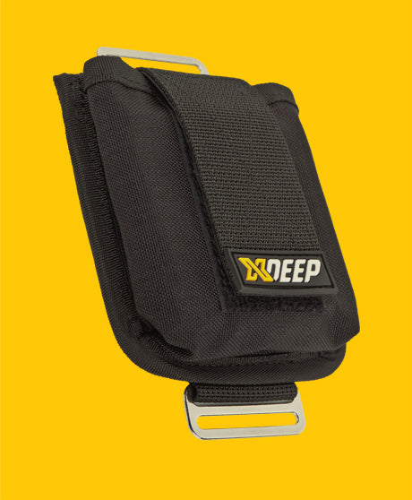 XDEEP Optional Sidemount Trim Pockets M – compact weight pockets (1.5 kg each), shown attached to harness webbing