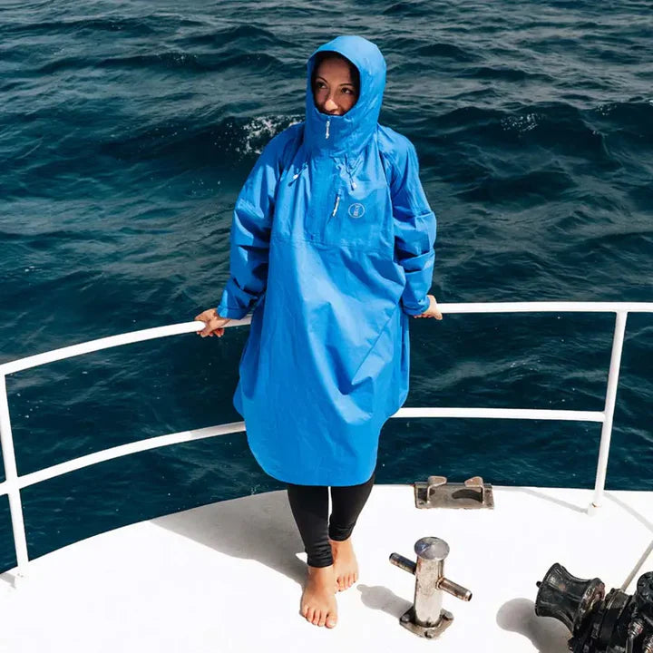 Shoreline Jacket for Dive Travel and Boating Product Photo