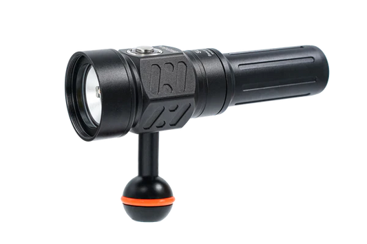 SL20 2000 Lumen Dive Light for Underwater Photography-Scuba Schools of America