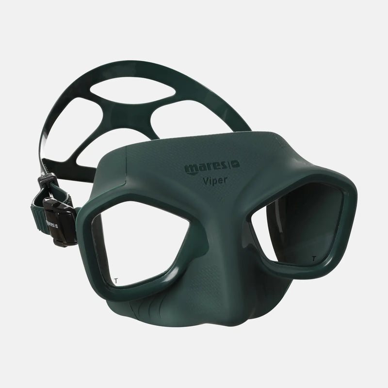 Green diving mask with 'OARED' branding on a white background