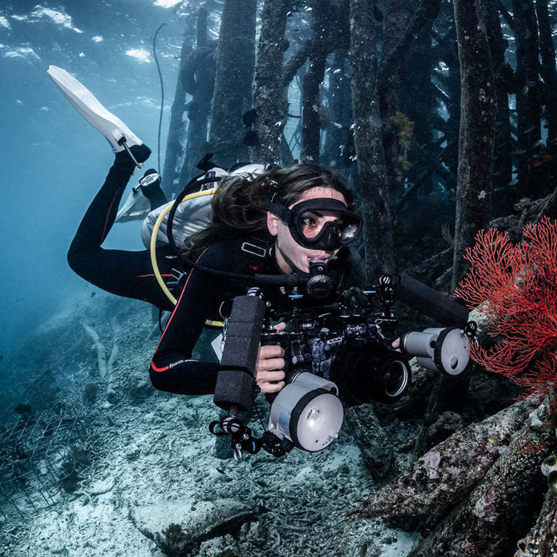 Women's Proteus II 5mm Wetsuit for Cold Water Diving Product Photo