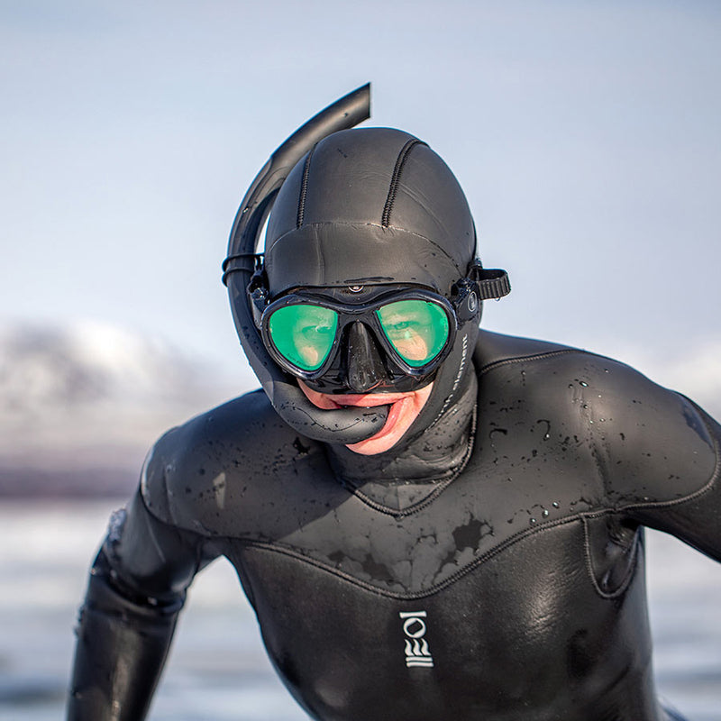Women's RF2 Hooded 6/5/4mm Freediving Jacket Product Photo