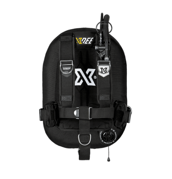 XDEEP COMFORT ZEOS Single Tank Set with aluminum backplate, wing-style BCD, continuous harness, and 3D mesh padding – front angled view