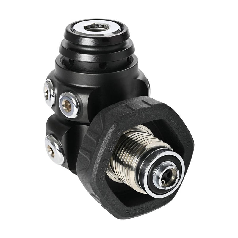 Mares DUAL ADJ 62X – Black Edition Regulator Product Photo